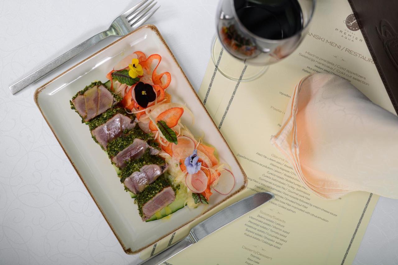 Hotel Premier Aqua - Adults Only 브르드니크 외부 사진 A plate of tuna